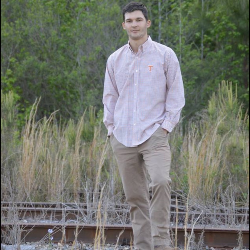 Meet your Posher, Leighton